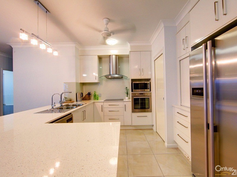 45 BONNETT ROAD, Mount Low QLD 4818