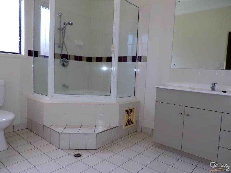 34/1 BURNDA STREET, Kirwan QLD 4817