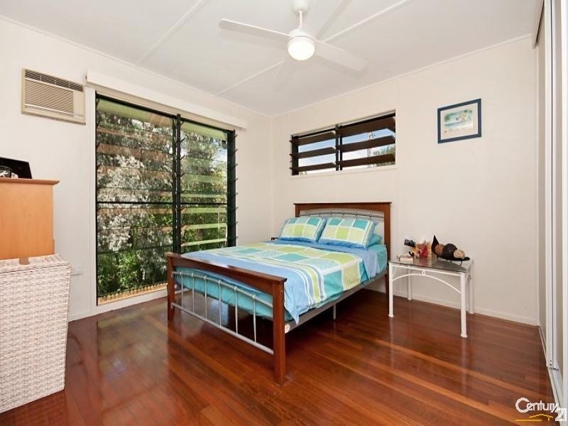 72 WACKETT, Pallarenda QLD 4810