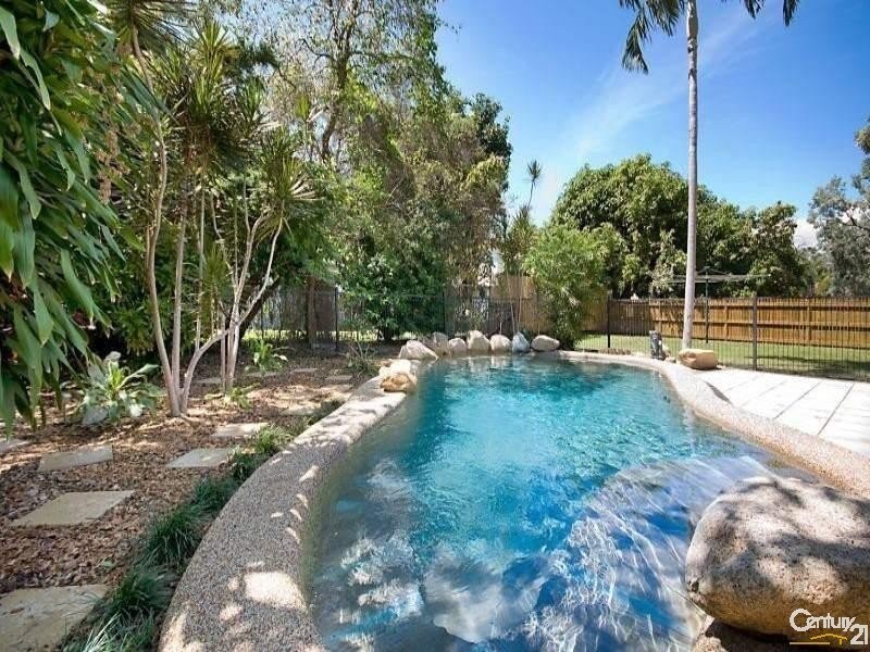 72 WACKETT, Pallarenda QLD 4810