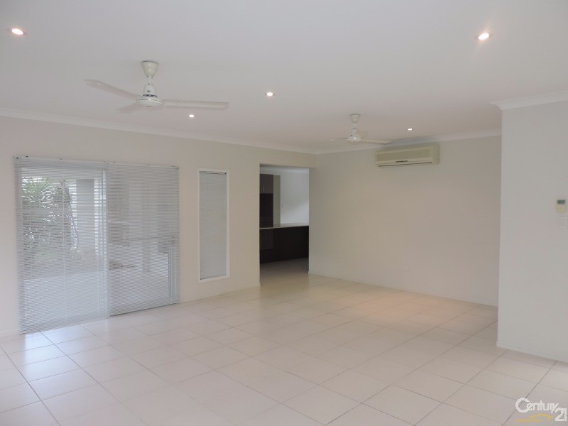 22 LOGRUNNER AVENUE, Bohle Plains QLD 4817