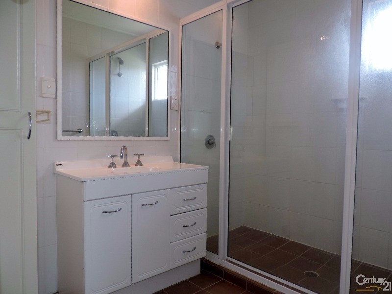 19 LINDEMAN AVENUE, Cranbrook QLD 4814