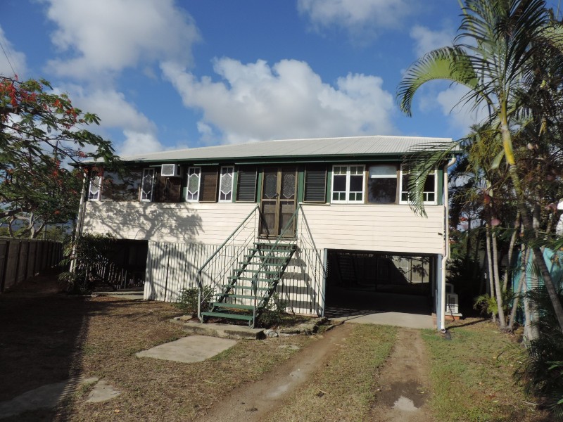 8 FIFTEENTH AVENUE, Railway Estate QLD 4810