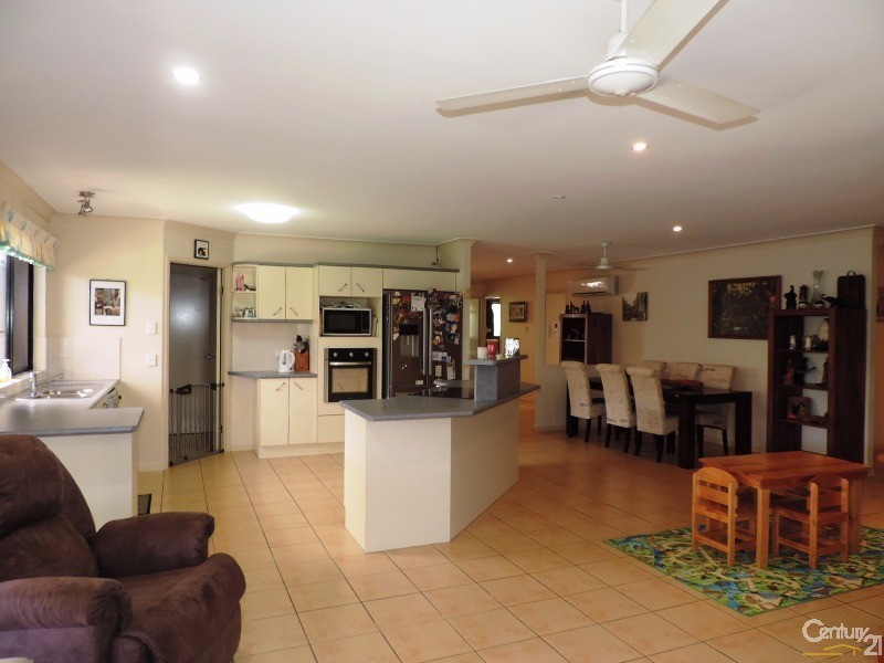 40 GREENWOOD DRIVE, Kirwan QLD 4817