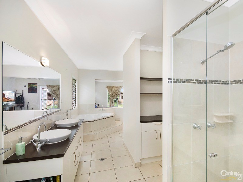 15 LORES COURT, Jensen QLD 4818