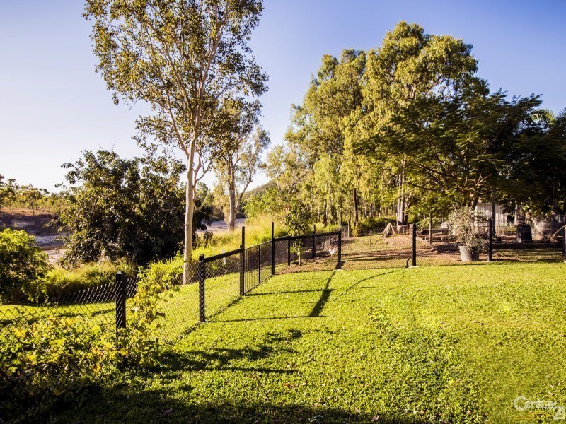 15 LORES COURT, Jensen QLD 4818