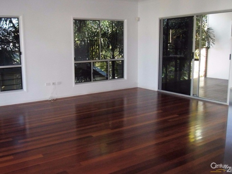 14A MARYVALE STREET, West End QLD 4810