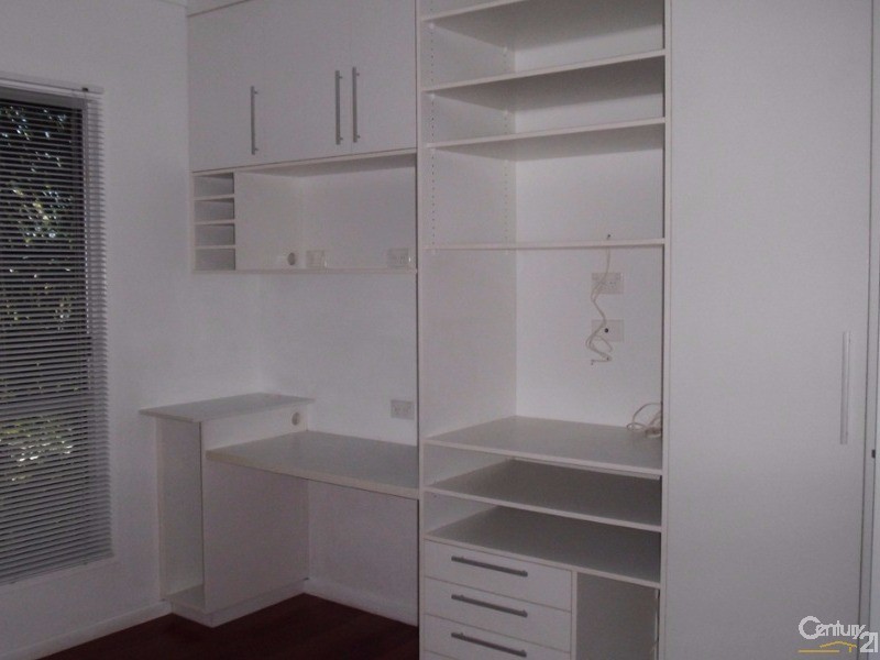 14A MARYVALE STREET, West End QLD 4810