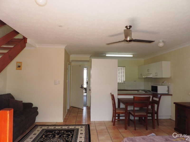 2/67 ROSE STREET, North Ward QLD 4810