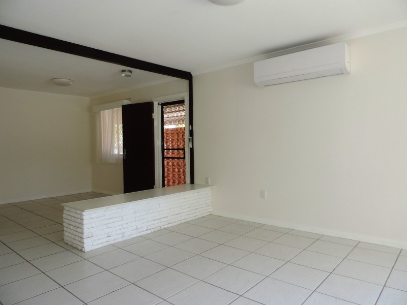 48 DYER STREET, Pallarenda QLD 4810