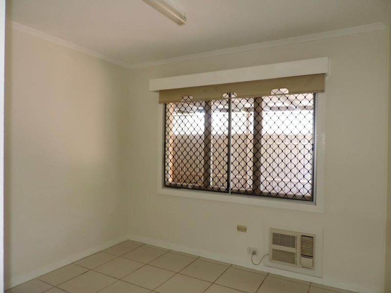 48 DYER STREET, Pallarenda QLD 4810