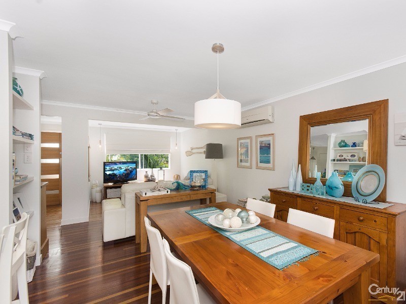 4 WACKETT STREET, Pallarenda QLD 4810