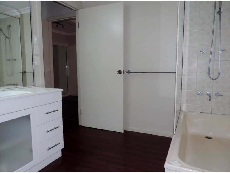 31 BROWNHILL STREET, Mundingburra QLD 4812