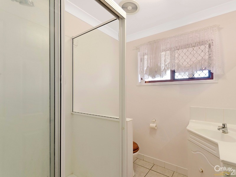 7 CLARENCE COURT, Kirwan QLD 4817