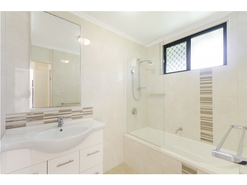 1/23 SALLOWS STREET, Pallarenda QLD 4810