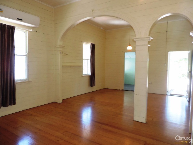 238 BOUNDARY STREET, South Townsville QLD 4810