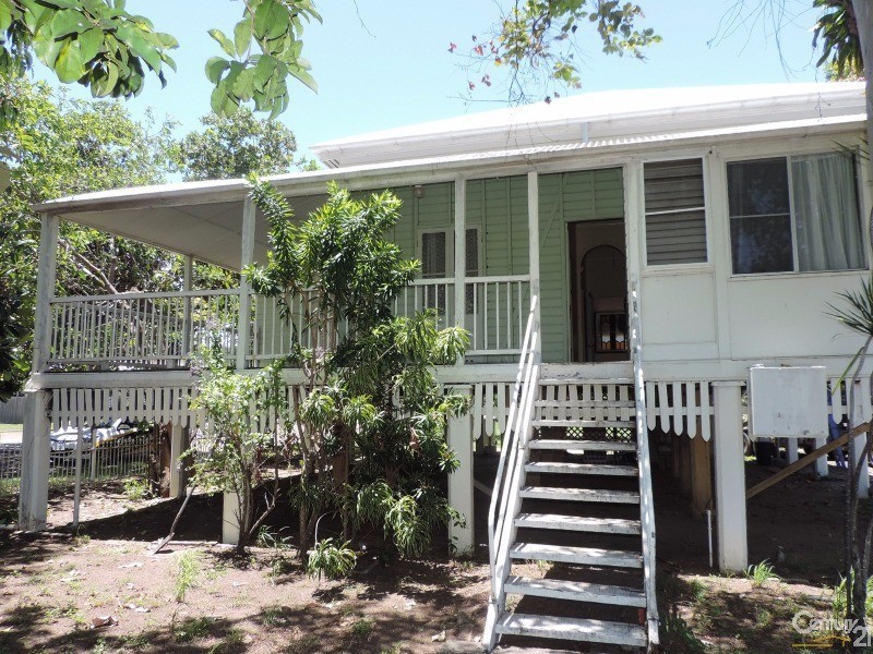 238 BOUNDARY STREET, South Townsville QLD 4810