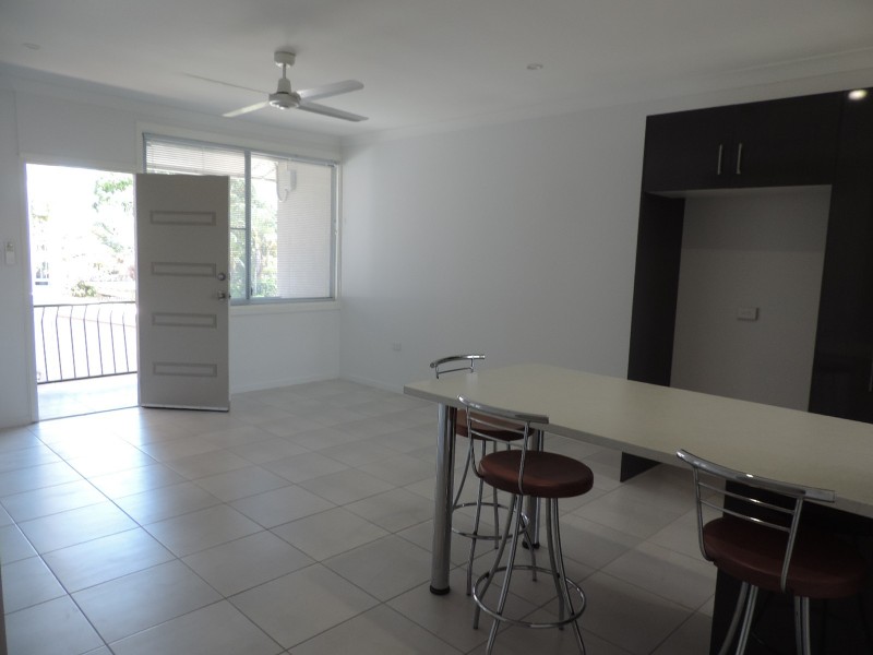 4/63 COOK STREET, North Ward QLD 4810