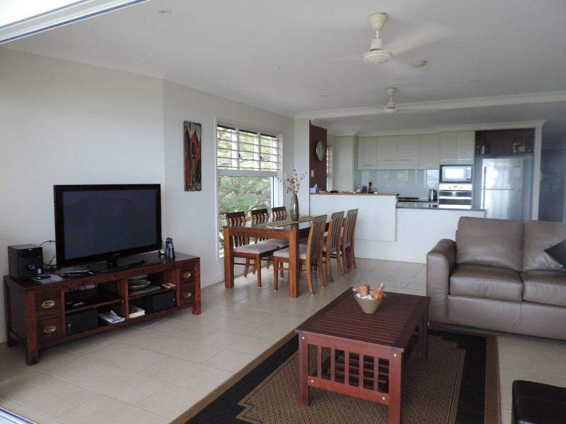 4/108 THE ESPLANADE, Belgian Gardens QLD 4810