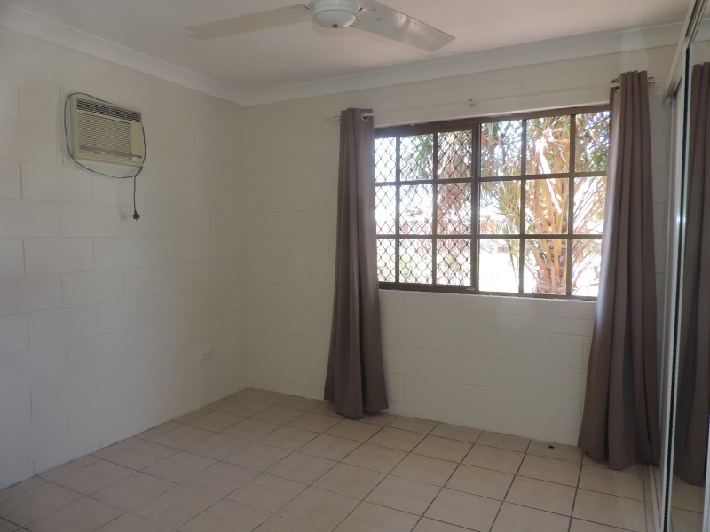 6 REBECCA COURT, Rasmussen QLD 4815