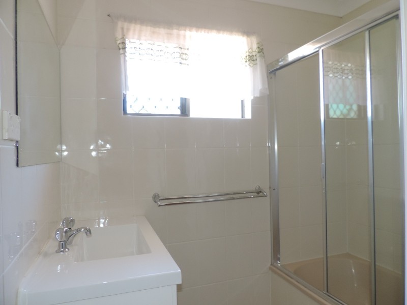 6 REBECCA COURT, Rasmussen QLD 4815