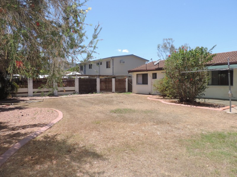 6 REBECCA COURT, Rasmussen QLD 4815