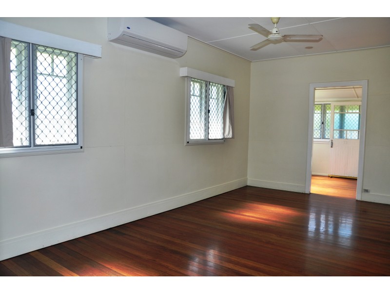 23 LOWTH STREET, Rosslea QLD 4812