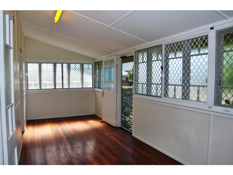 23 LOWTH STREET, Rosslea QLD 4812