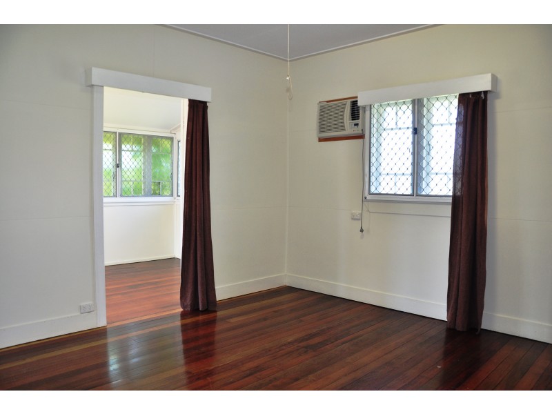 23 LOWTH STREET, Rosslea QLD 4812