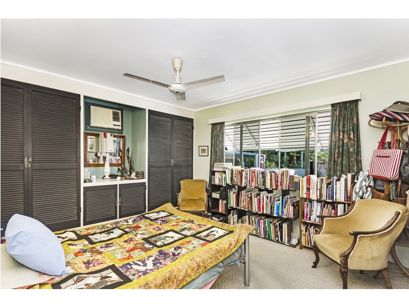 37 WACKETT STREET, Pallarenda QLD 4810