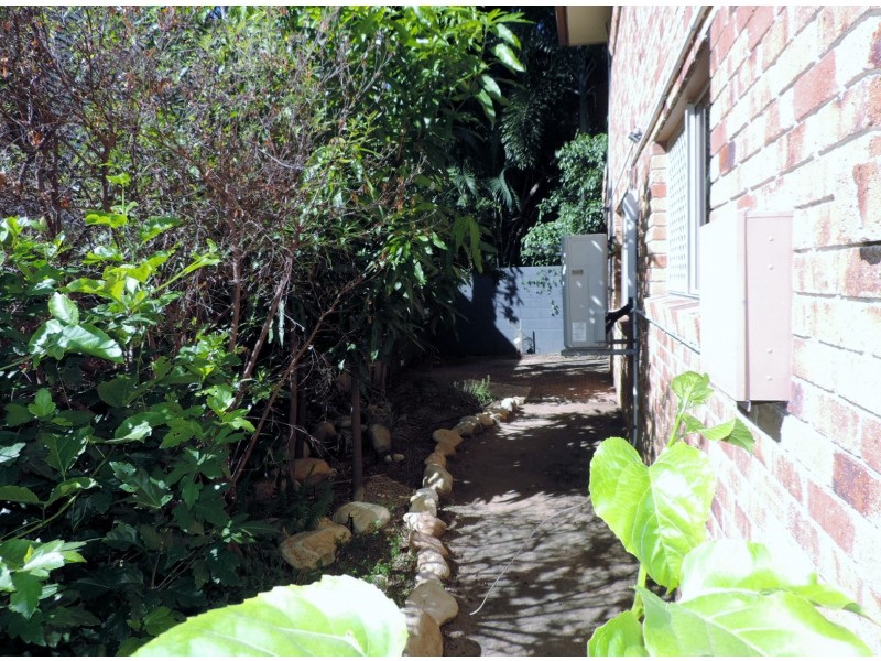 4/36 BAYSWATER ROAD, Hyde Park QLD 4812