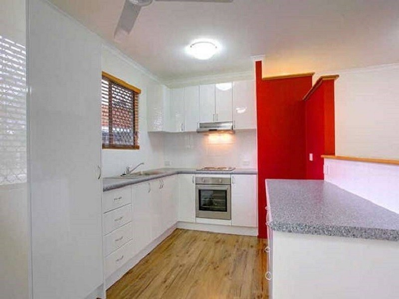 22 SALISBURY CRESCENT, Kirwan QLD 4817