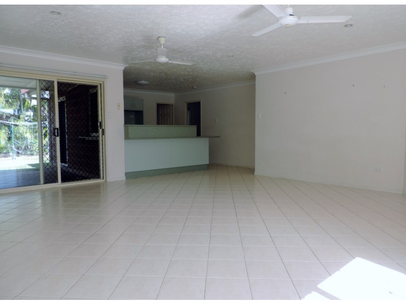 71 WATTLE STREET, Cranbrook QLD 4814