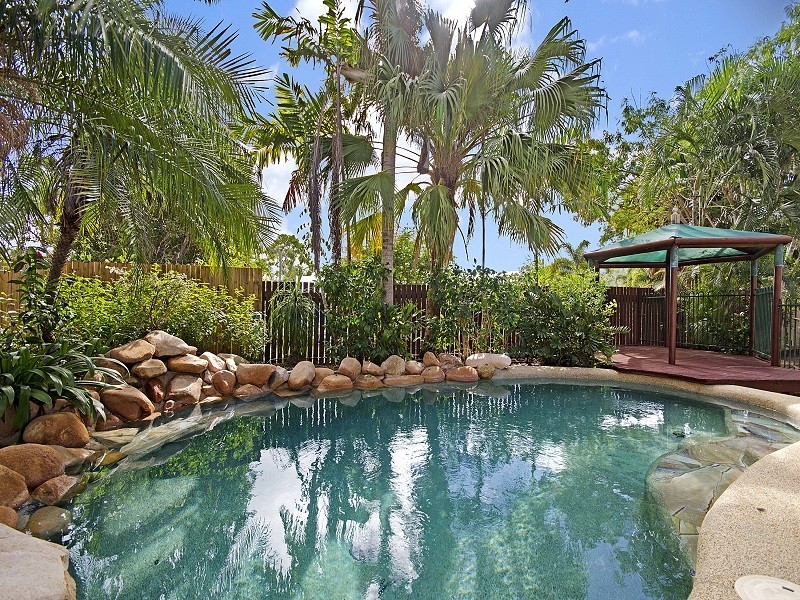 7 RAFFLES COURT, Kelso QLD 4815