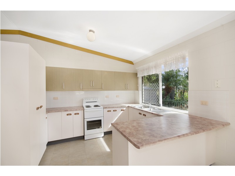 7 RAFFLES COURT, Kelso QLD 4815