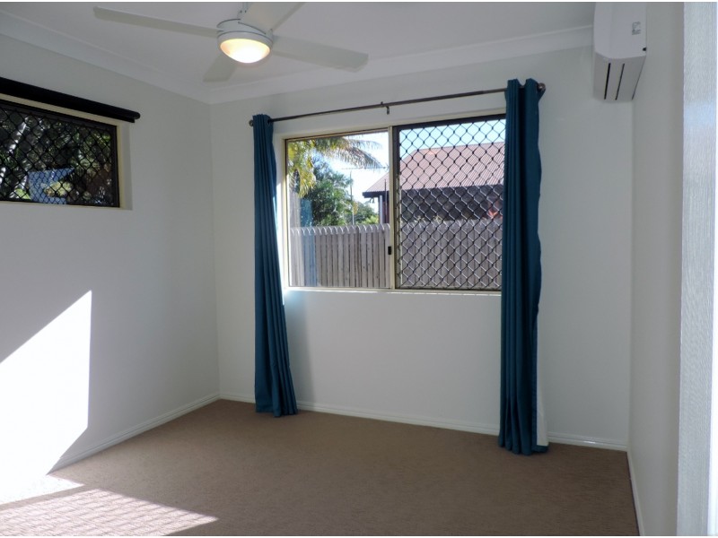 45 PACIFIC AVENUE, Bushland Beach QLD 4818