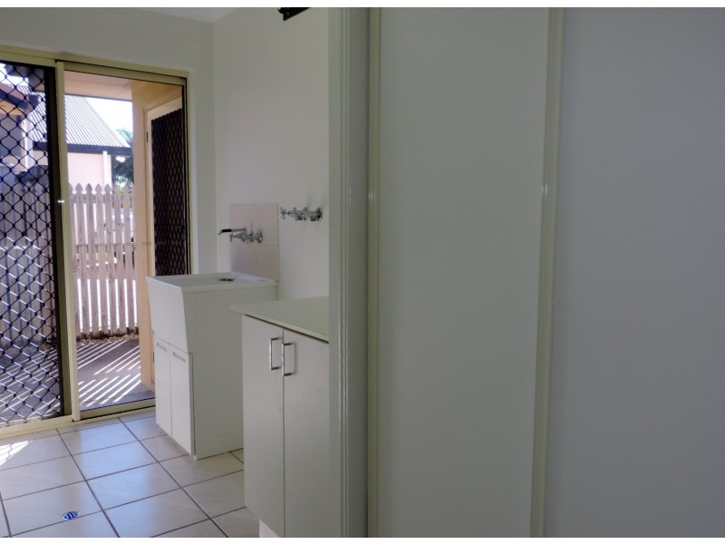 45 PACIFIC AVENUE, Bushland Beach QLD 4818