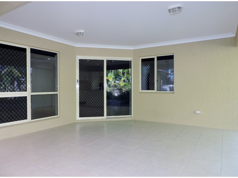 45 PACIFIC AVENUE, Bushland Beach QLD 4818