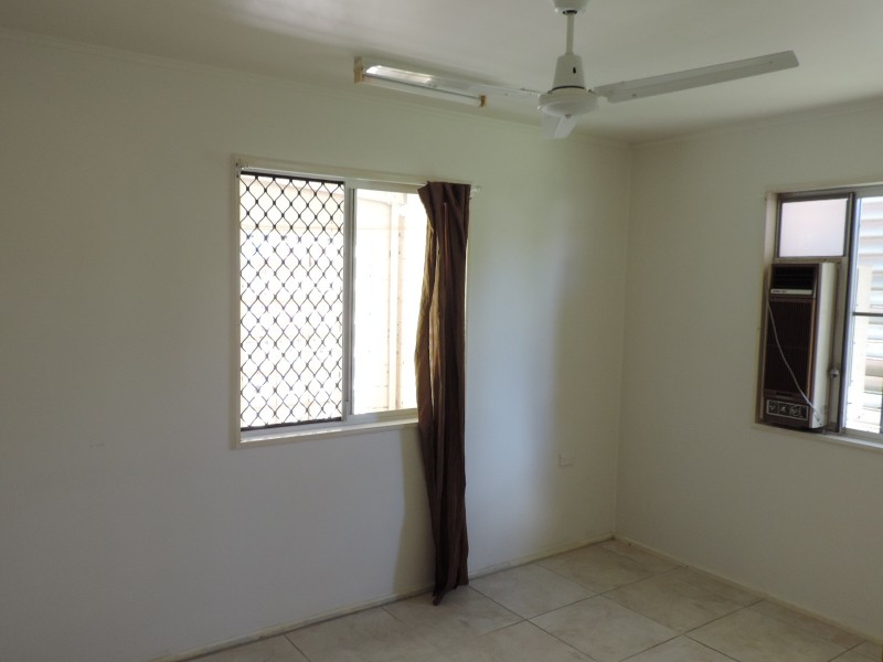 9 VIVIAN STREET, Gulliver QLD 4812