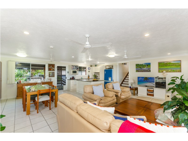 17 SNAPPER COURT, Cungulla QLD 4816