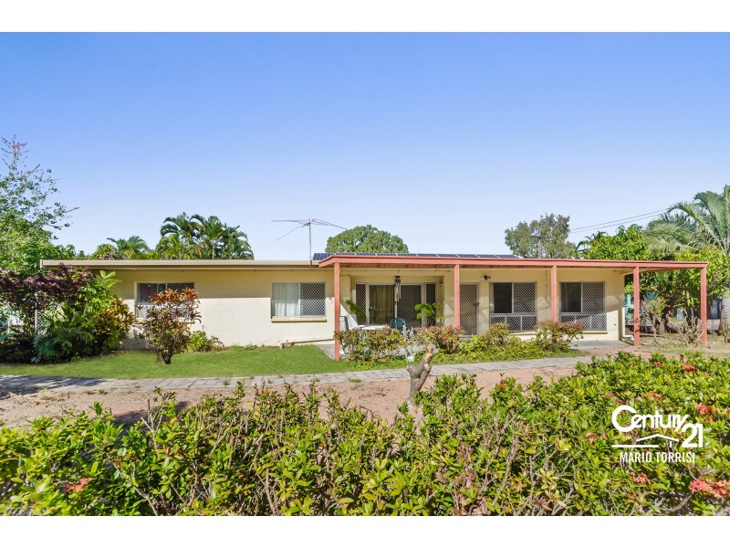 2 WACKETT STREET, Pallarenda QLD 4810