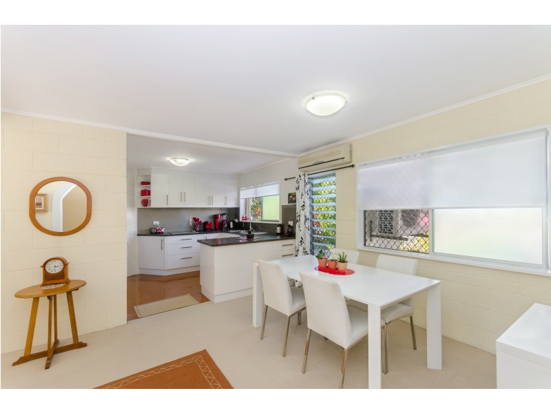 2 WACKETT STREET, Pallarenda QLD 4810