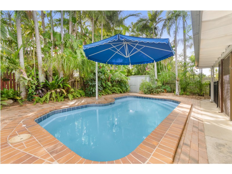 13 SEAWARD CRESCENT, Pallarenda QLD 4810