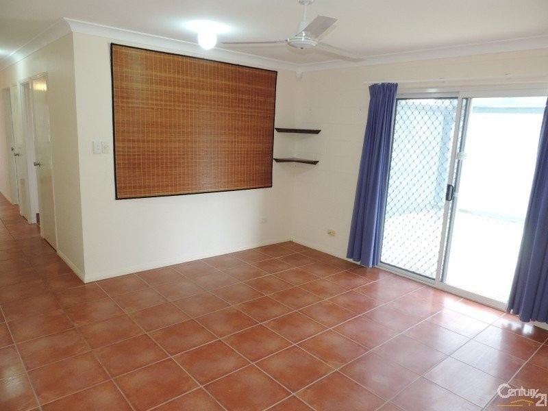 10/10 BLANES STREET, Cranbrook QLD 4814