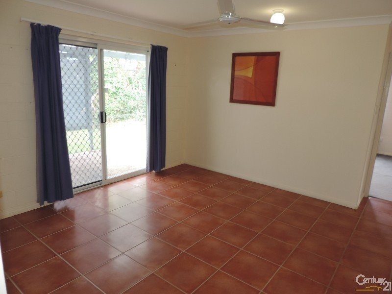 10/10 BLANES STREET, Cranbrook QLD 4814