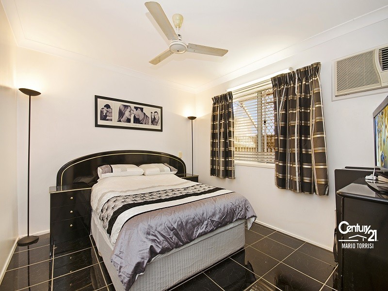 18 REDWOOD AVENUE, Kirwan QLD 4817