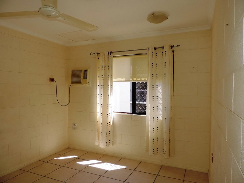 3/7 WARBURTON STREET, North Ward QLD 4810