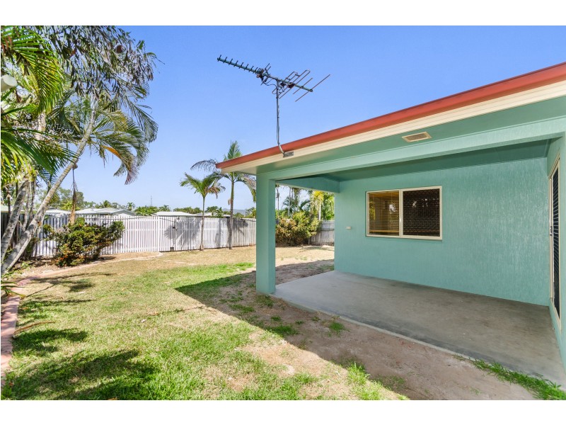 5 LAKEWOOD AVENUE, Kirwan QLD 4817