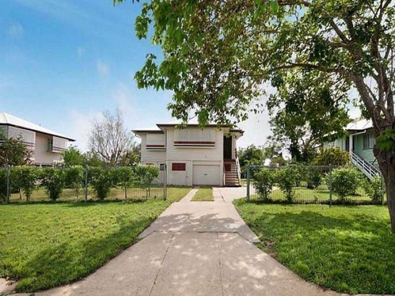 8 MUNROE STREET, Wulguru QLD 4811