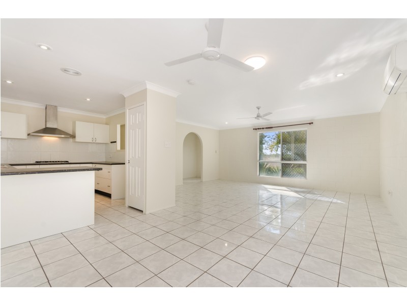 35 JOANNE STREET, Deeragun QLD 4818